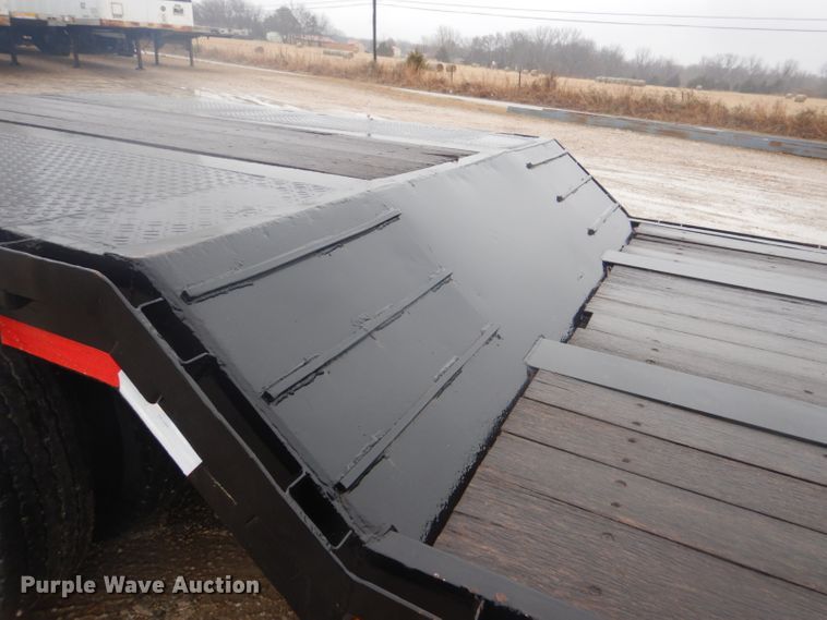 image for item GD9085 1978 Delta DD-46-96 drop deck equipment trailer