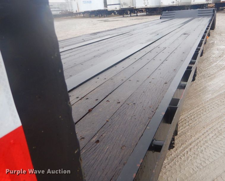 image for item GD9085 1978 Delta DD-46-96 drop deck equipment trailer