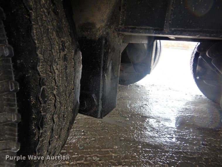 image for item GD9085 1978 Delta DD-46-96 drop deck equipment trailer