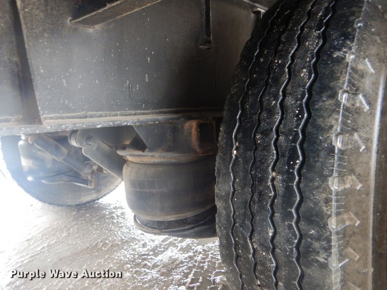 image for item GD9085 1978 Delta DD-46-96 drop deck equipment trailer