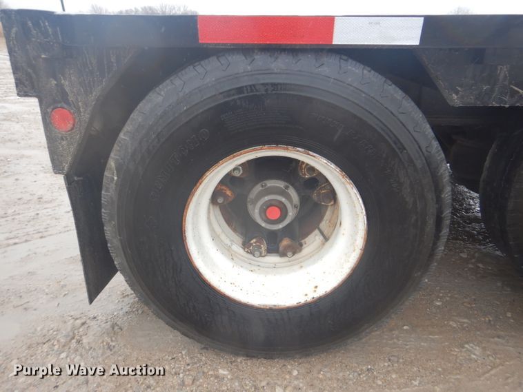 image for item GD9085 1978 Delta DD-46-96 drop deck equipment trailer