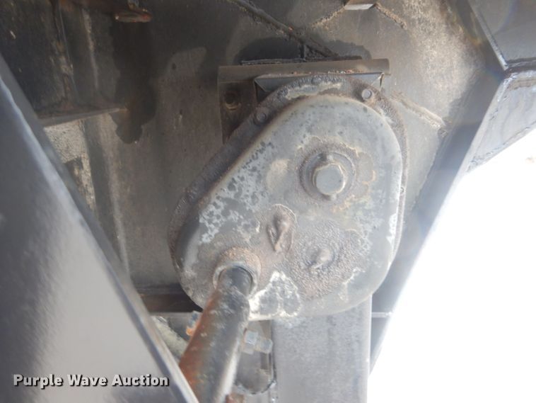 image for item GD9085 1978 Delta DD-46-96 drop deck equipment trailer