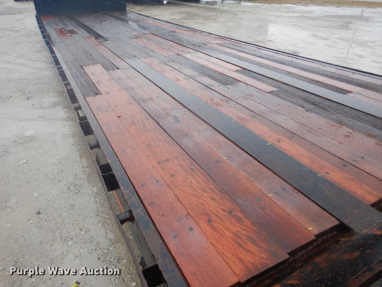 image for item GD9086 1978 Delta DD-46-96 drop deck equipment trailer