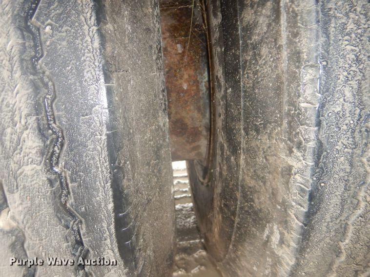 image for item GD9086 1978 Delta DD-46-96 drop deck equipment trailer