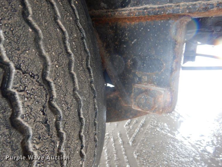 image for item GD9086 1978 Delta DD-46-96 drop deck equipment trailer