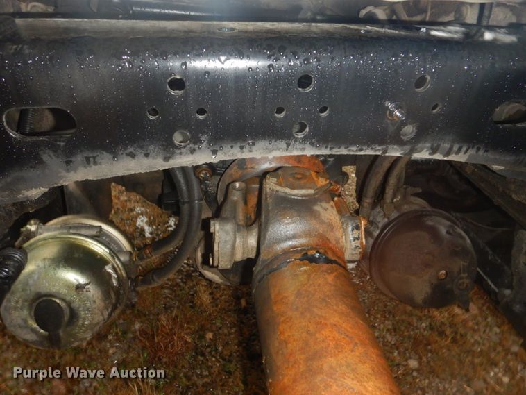 image for item GD9088 2002 Freightliner Columbia semi truck