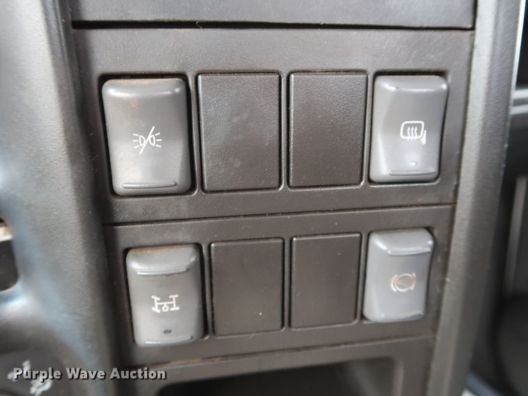 image for item GD9974 2007 GMC C5500 flatbed truck