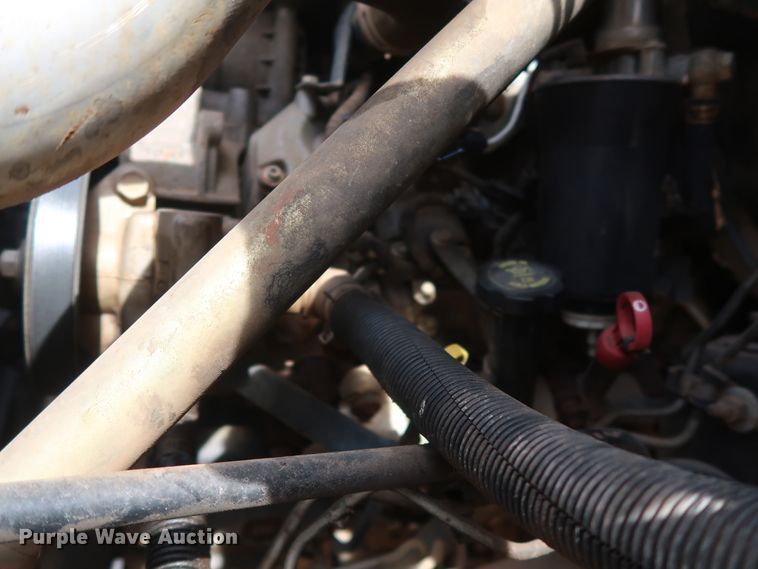 image for item GD9974 2007 GMC C5500 flatbed truck