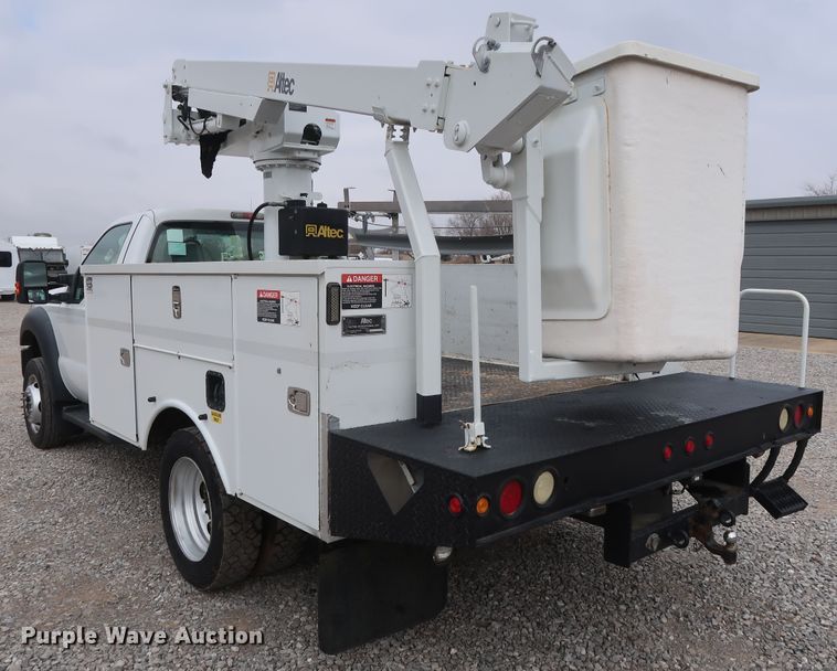 image for item GD9977 2011 Ford F450 Super Duty XL bucket truck