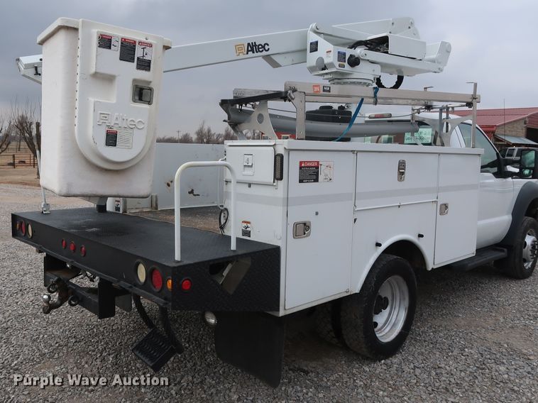 image for item GD9977 2011 Ford F450 Super Duty XL bucket truck