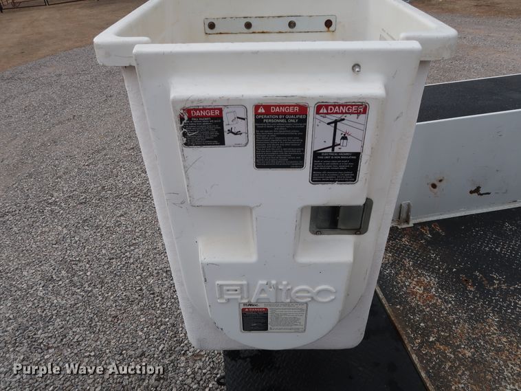 image for item GD9977 2011 Ford F450 Super Duty XL bucket truck