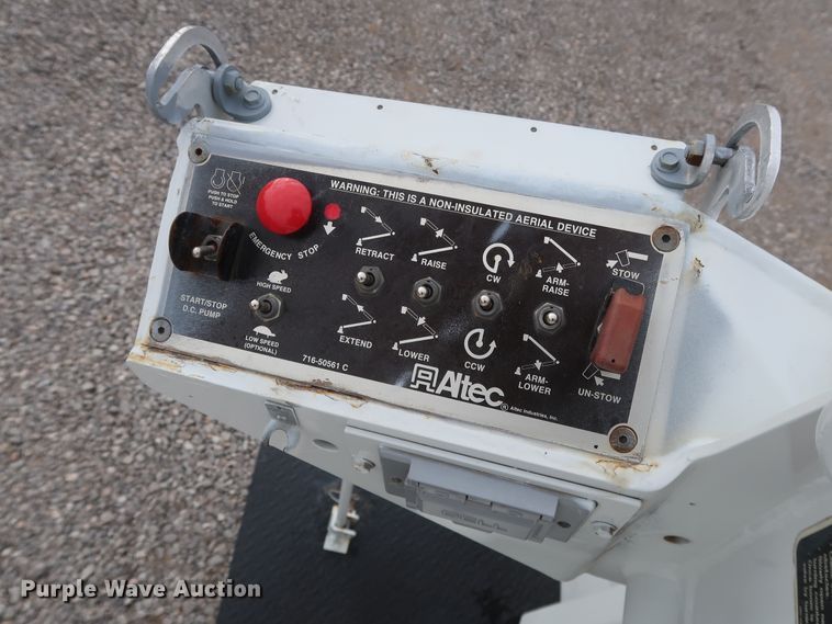 image for item GD9977 2011 Ford F450 Super Duty XL bucket truck