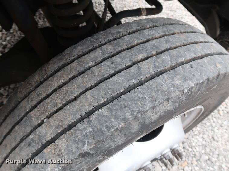 image for item GD9977 2011 Ford F450 Super Duty XL bucket truck