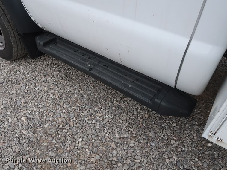 image for item GD9977 2011 Ford F450 Super Duty XL bucket truck