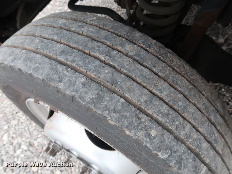 image for item GD9977 2011 Ford F450 Super Duty XL bucket truck