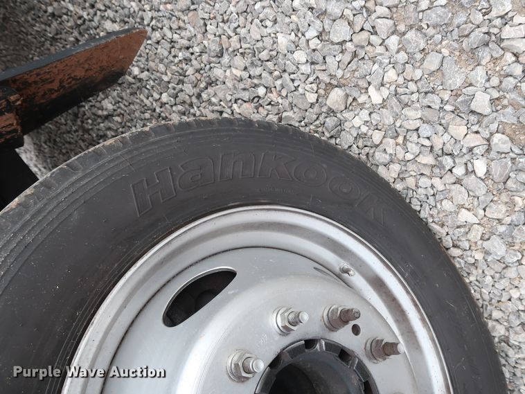 image for item GD9977 2011 Ford F450 Super Duty XL bucket truck