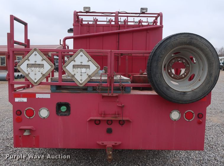 image for item GD9978 2012 Ford F550 Super Duty XL SuperCab flatbed treater truck