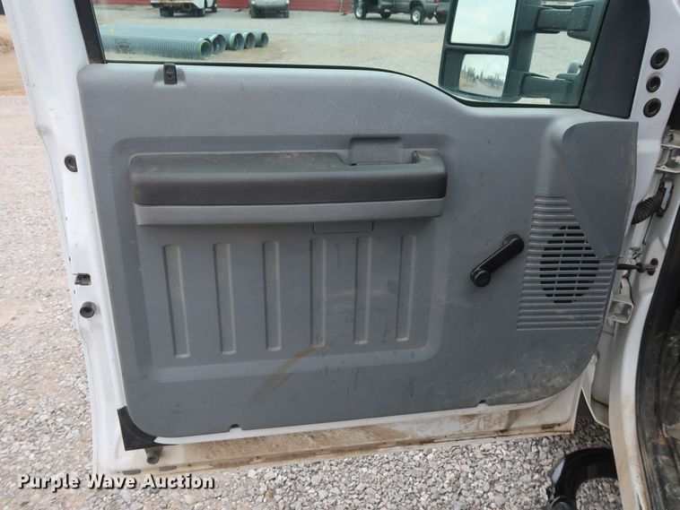 image for item GD9978 2012 Ford F550 Super Duty XL SuperCab flatbed treater truck