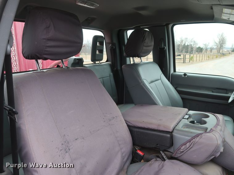 image for item GD9978 2012 Ford F550 Super Duty XL SuperCab flatbed treater truck