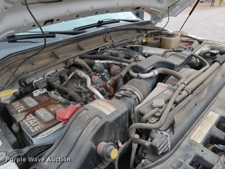 image for item GD9978 2012 Ford F550 Super Duty XL SuperCab flatbed treater truck