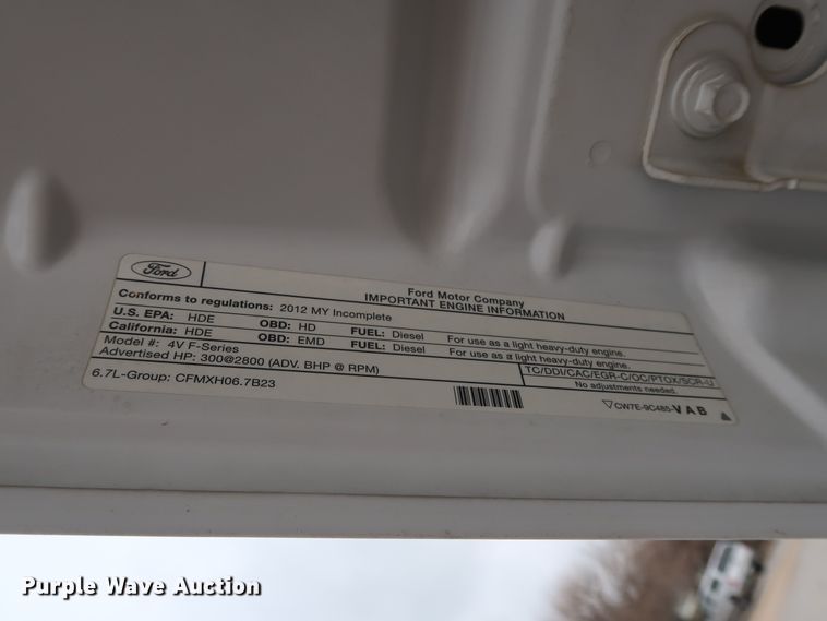 image for item GD9978 2012 Ford F550 Super Duty XL SuperCab flatbed treater truck