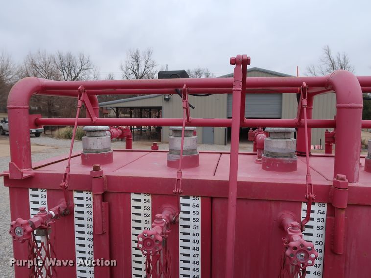 image for item GD9978 2012 Ford F550 Super Duty XL SuperCab flatbed treater truck