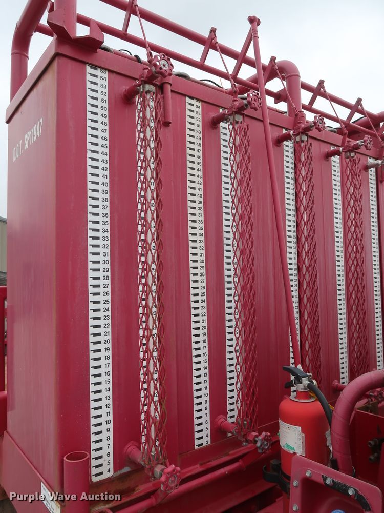 image for item GD9978 2012 Ford F550 Super Duty XL SuperCab flatbed treater truck