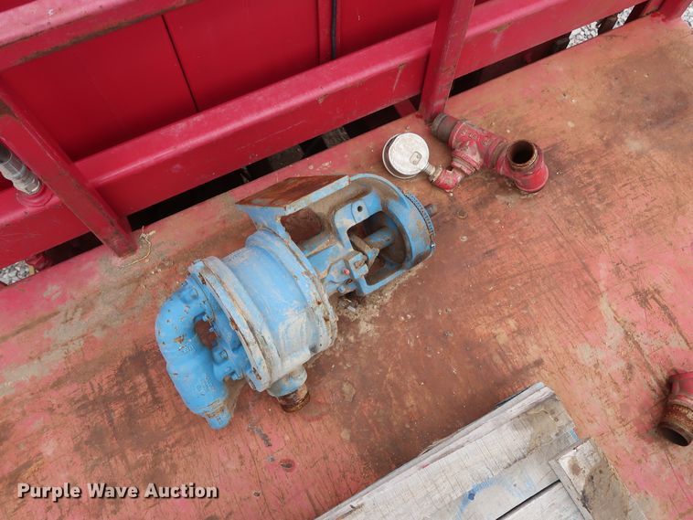 image for item GD9978 2012 Ford F550 Super Duty XL SuperCab flatbed treater truck