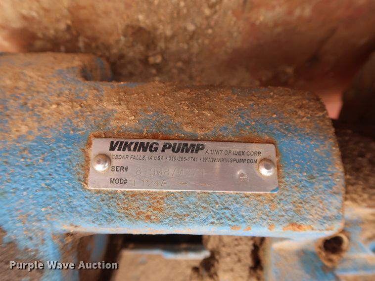 image for item GD9978 2012 Ford F550 Super Duty XL SuperCab flatbed treater truck