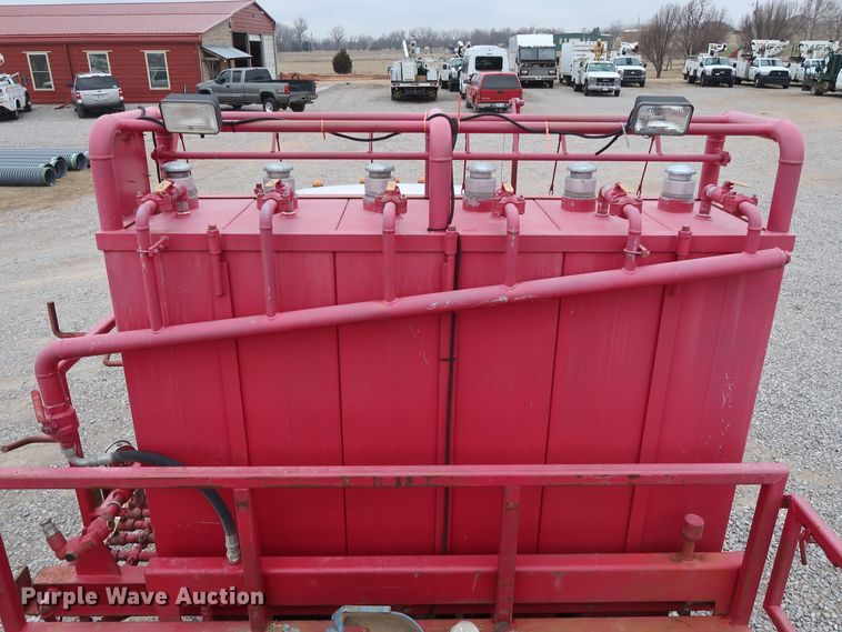 image for item GD9978 2012 Ford F550 Super Duty XL SuperCab flatbed treater truck