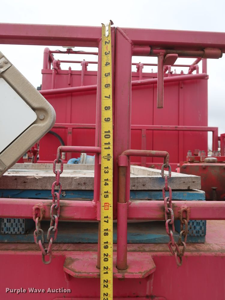 image for item GD9978 2012 Ford F550 Super Duty XL SuperCab flatbed treater truck