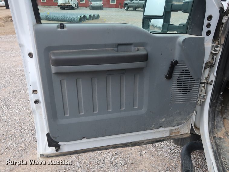 image for item GD9979 2012 Ford F550 Super Duty XL SuperCab flatbed treater truck