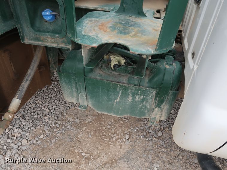 image for item GD9979 2012 Ford F550 Super Duty XL SuperCab flatbed treater truck