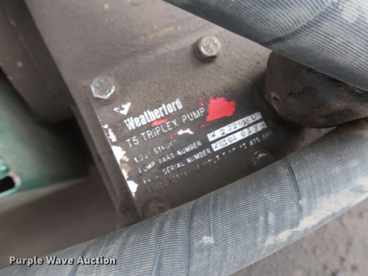 image for item GD9979 2012 Ford F550 Super Duty XL SuperCab flatbed treater truck