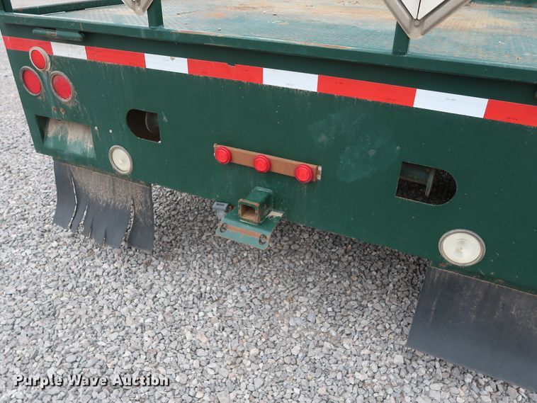 image for item GD9979 2012 Ford F550 Super Duty XL SuperCab flatbed treater truck