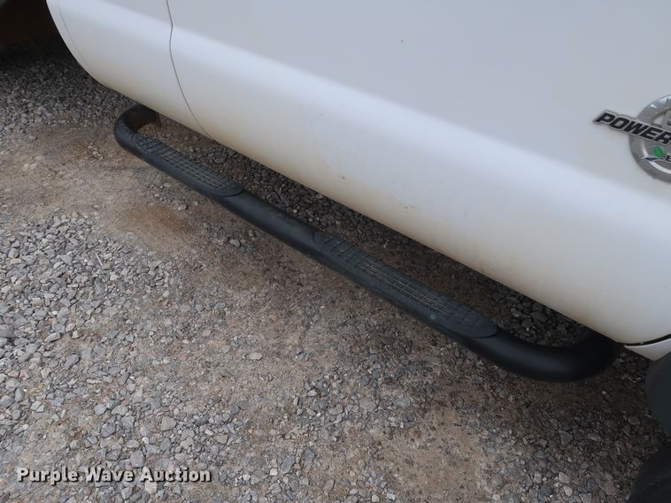 image for item GD9979 2012 Ford F550 Super Duty XL SuperCab flatbed treater truck