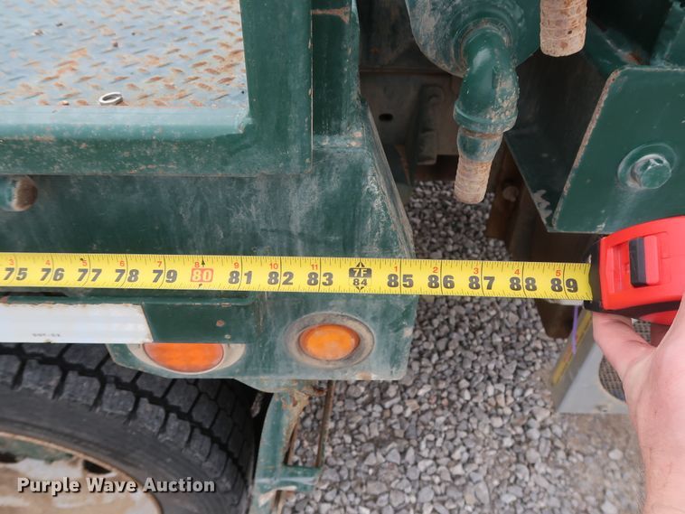 image for item GD9979 2012 Ford F550 Super Duty XL SuperCab flatbed treater truck