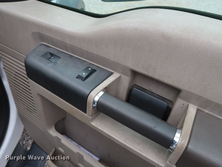 image for item GD9980 2009 Ford F550 Super Duty XL SuperCab service truck