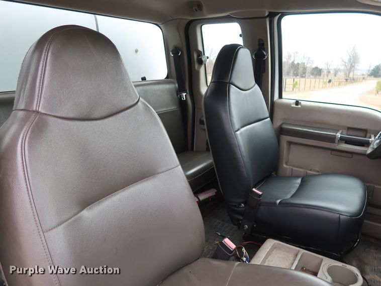 image for item GD9980 2009 Ford F550 Super Duty XL SuperCab service truck