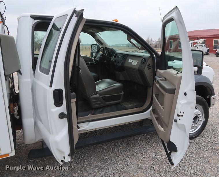 image for item GD9980 2009 Ford F550 Super Duty XL SuperCab service truck