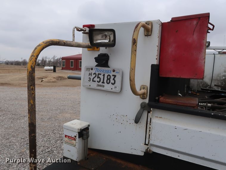 image for item GD9980 2009 Ford F550 Super Duty XL SuperCab service truck