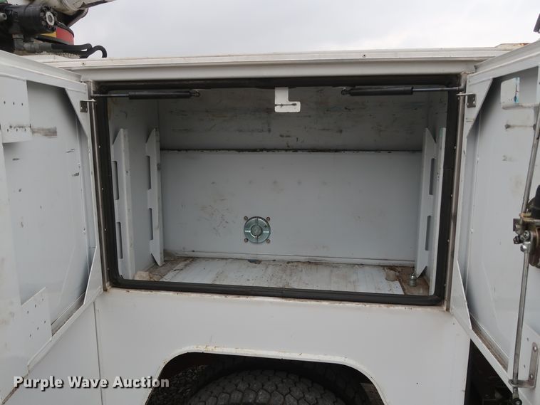 image for item GD9980 2009 Ford F550 Super Duty XL SuperCab service truck