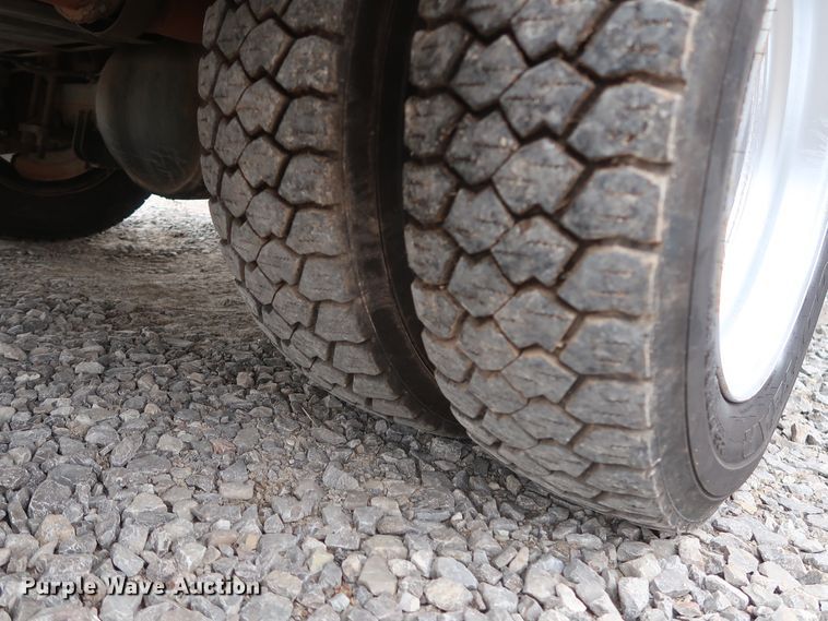 image for item GD9980 2009 Ford F550 Super Duty XL SuperCab service truck