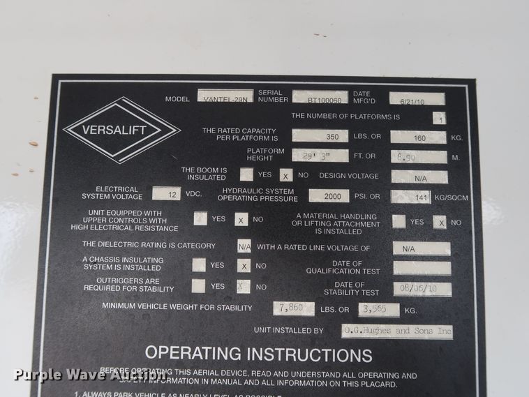 image for item GD9981 2010 Ford E350 Super Duty van with bucket lift