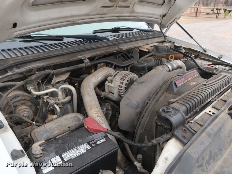 image for item GD9989 2006 Ford F550 Super Duty XL truck cab and chassis