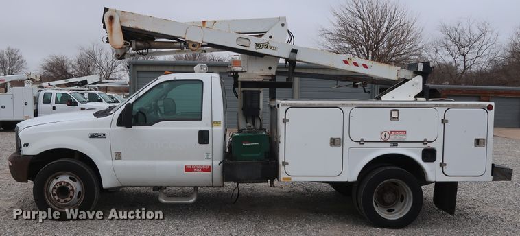 image for item GD9990 1999 Ford F450 Super Duty XL bucket truck