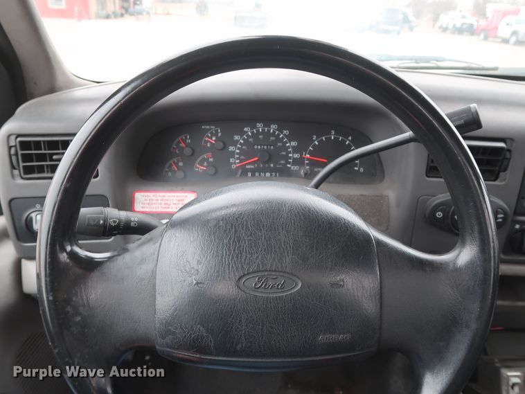 image for item GD9990 1999 Ford F450 Super Duty XL bucket truck