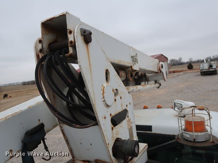 image for item GD9990 1999 Ford F450 Super Duty XL bucket truck