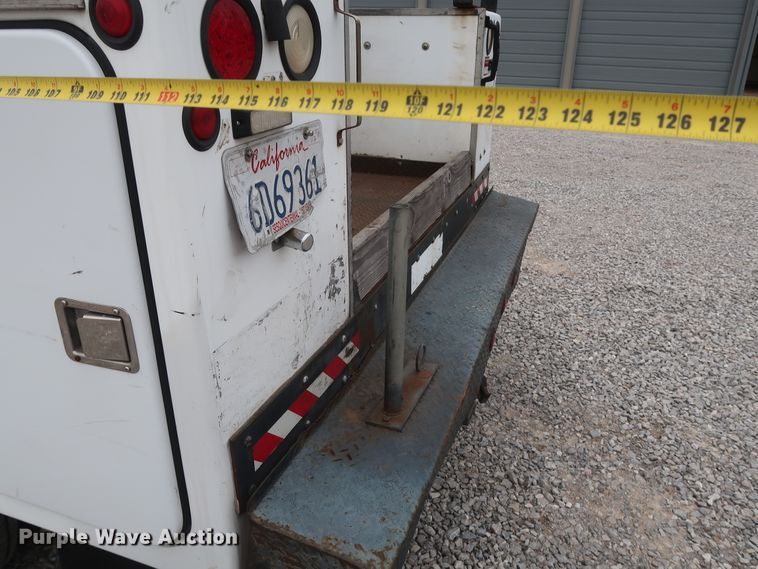 image for item GD9990 1999 Ford F450 Super Duty XL bucket truck