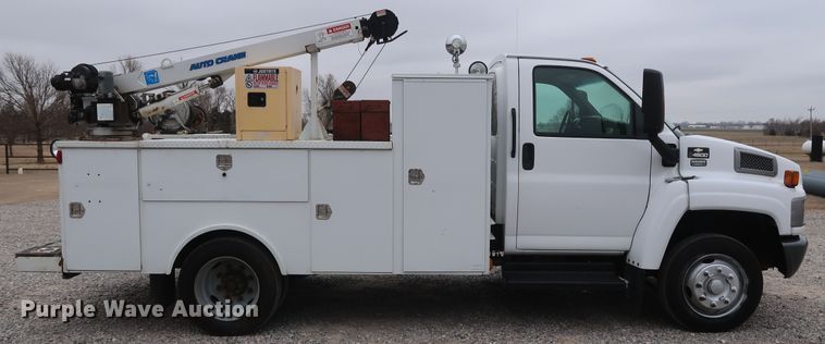 image for item GD9992 2008 Chevrolet C4500 utility truck